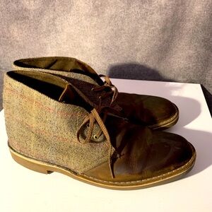 Clarks Collection Chukka Boots Shoes Mens 11 Brown Leather with Fabric